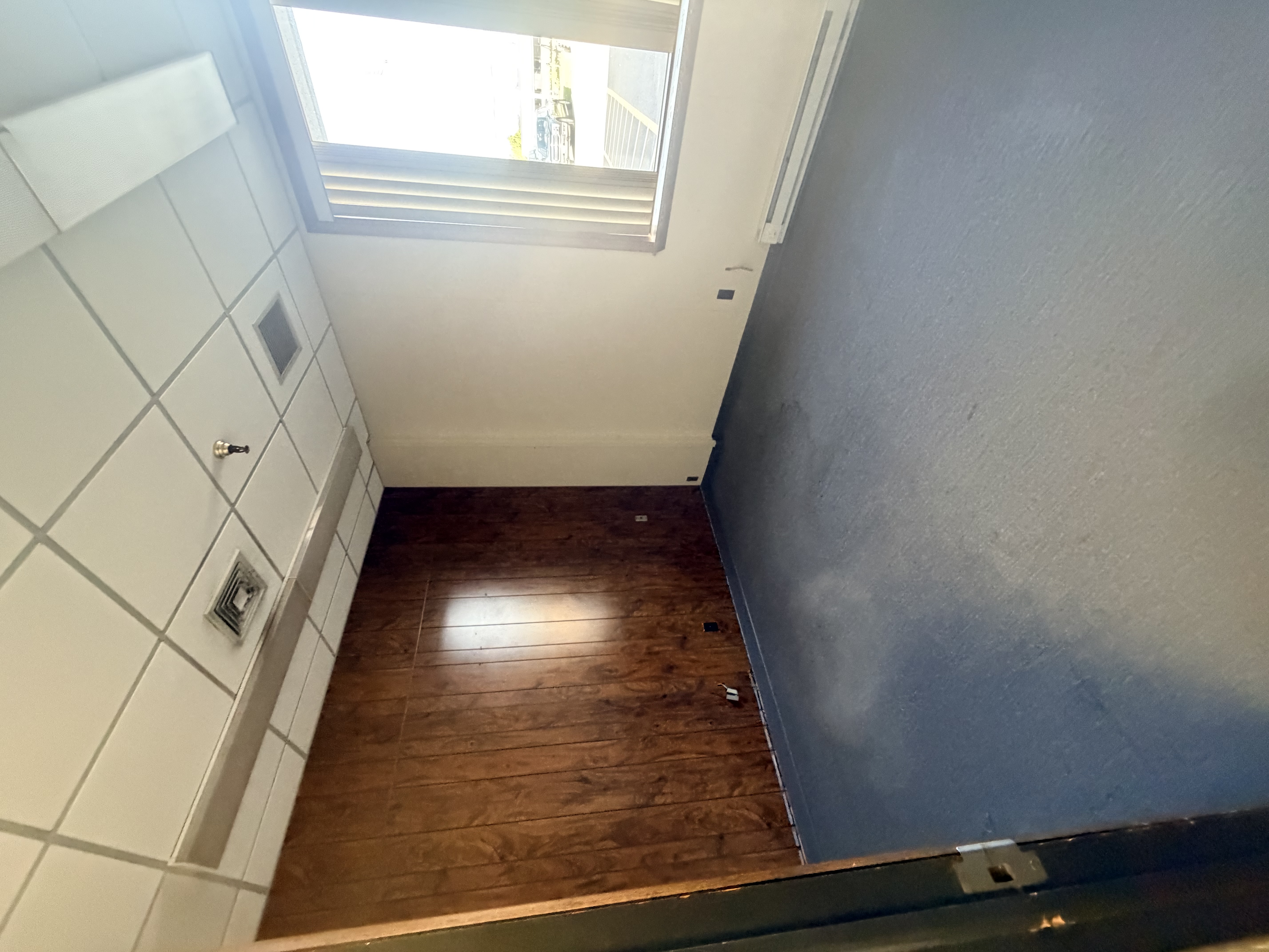 485 Cayuga - Suite 101A - Photo of Office